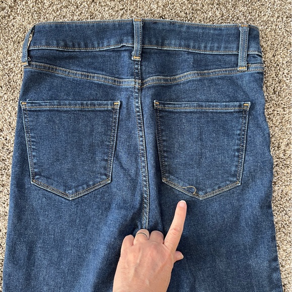 Gap | Universal Jegging Sky High Jeans | Dark Wash Denim | Size 8 Reg/29 waist - Picture 6 of 9